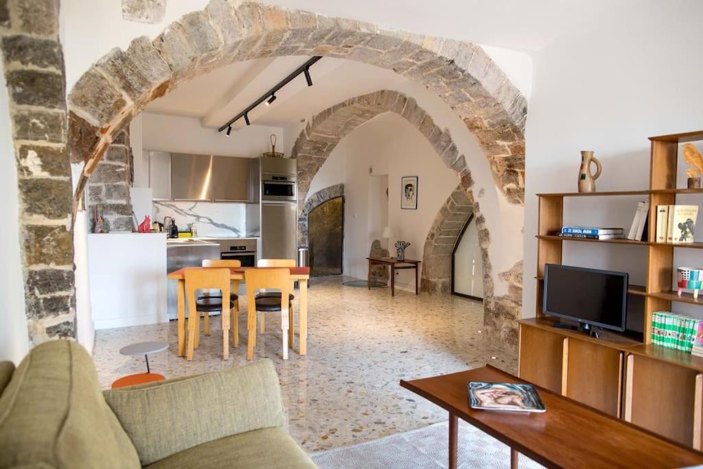 Apartment Superbe T2 Voutes Majestueuses Terrasse & Jardin Hyeres